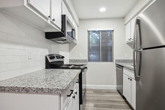 Haven at Briargrove in Houston, TX - Building Photo - Building Photo