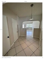 330 74th St, Unit 16 in Miami Beach, FL - Building Photo