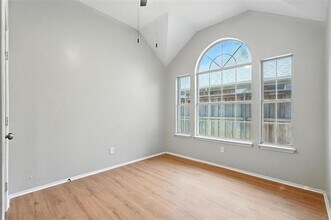 10405 Belfort Dr in Frisco, TX - Building Photo - Building Photo