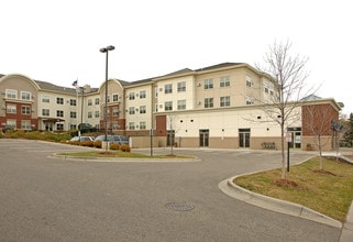 The Dakotah in St. Paul, MN - Building Photo - Building Photo