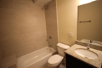 3717 Leavitt N St, Unit 3 in Chicago, IL - Building Photo - Building Photo