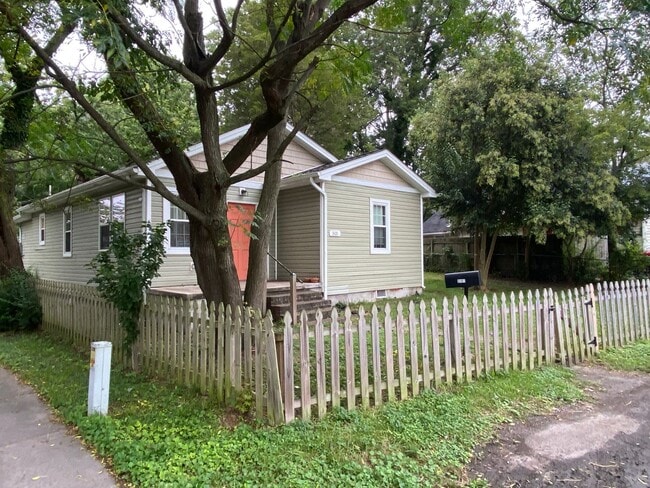 property at 3101 Hurley Ave