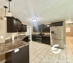 467 Thorncliff Dr in Raeford, NC - Building Photo - Building Photo