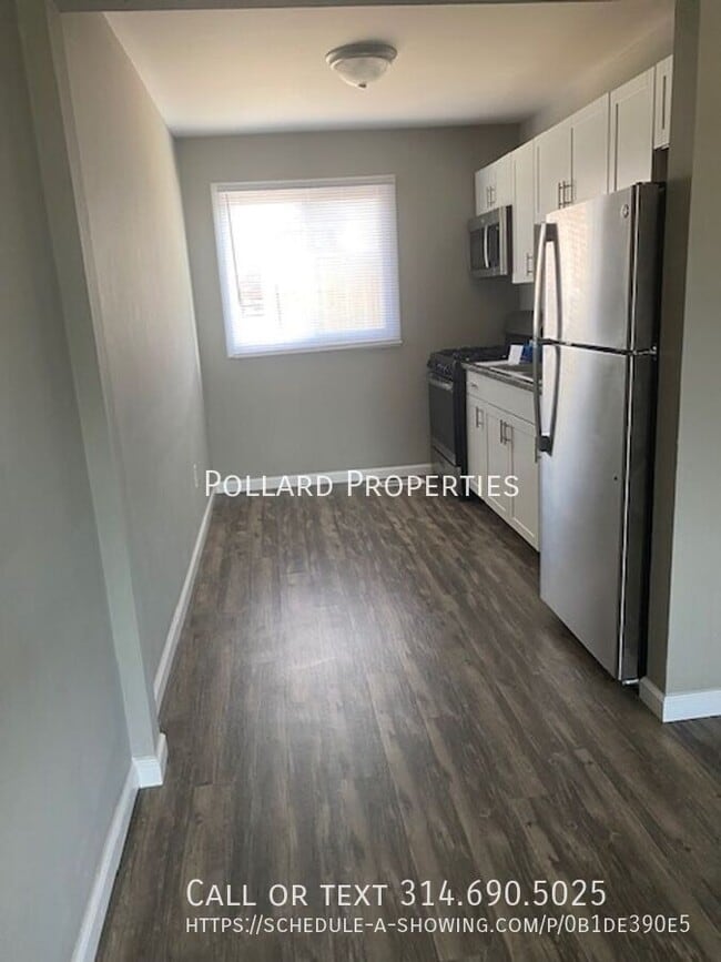 201 Bedford Dr in Warrenton, MO - Building Photo - Building Photo