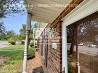 650 Cedarbrook Ct photo'