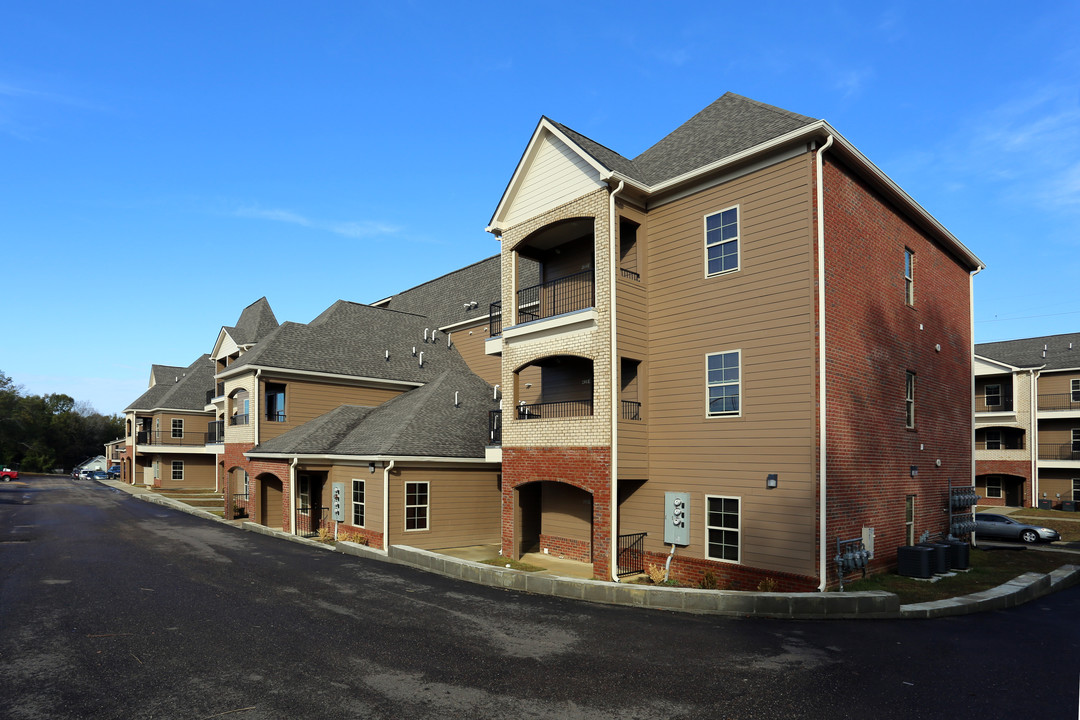 Downing Court, Oxford Court & Taylor Court in Jackson, MS - Building Photo