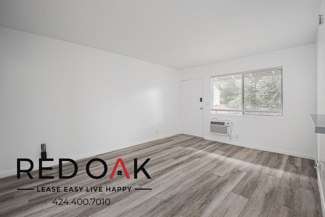 630 N Cerritos Ave in Azusa, CA - Building Photo