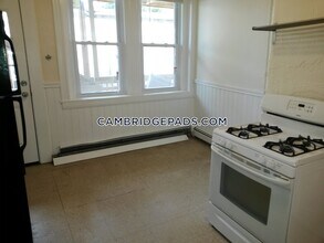 124 Berkshire St in Cambridge, MA - Building Photo - Building Photo