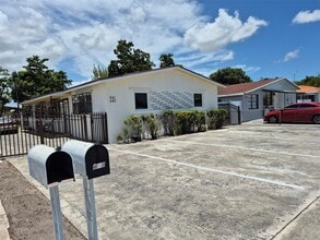 641 W 30th St in Hialeah, FL - Building Photo - Building Photo
