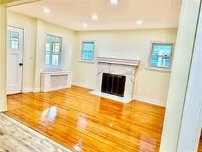 48 Lincoln St in New Rochelle, NY - Building Photo - Building Photo
