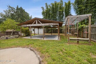 8056 Catawba Dr in Jacksonville, FL - Building Photo - Building Photo