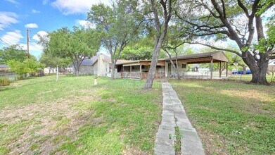 7609 Linkside St in San Antonio, TX - Building Photo - Building Photo