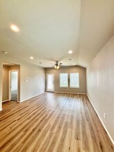 2403 Hartsel Forest Trl in Spring, TX - Foto de edificio - Building Photo