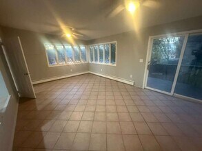 195 Union St in Poughkeepsie, NY - Building Photo - Building Photo