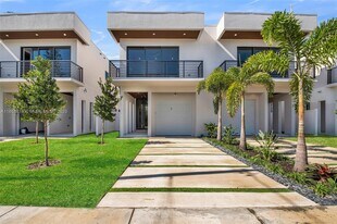 921 NE 17th Terrace in Fort Lauderdale, FL - Building Photo