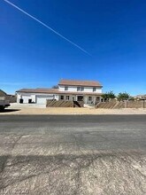 1590 Mustang Dr in Henderson, NV - Building Photo - Building Photo