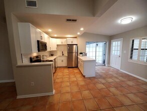 1812 Pineview Cir in Winter Park, FL - Building Photo - Building Photo