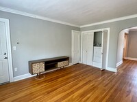 210 Emanuel Cleaver II Blvd, Unit 4E photo'