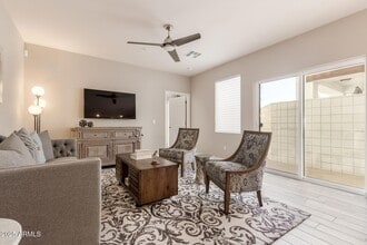 2511 W Queen Creek Rd, Unit 147 in Chandler, AZ - Building Photo - Building Photo