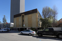 Fairfax Senior Apartments in Los Angeles, CA - Foto de edificio - Building Photo