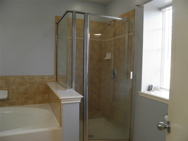 property at 8026 Fisher Glen Ln