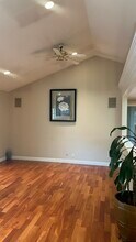 16255 Dickens St in Encino, CA - Building Photo - Building Photo
