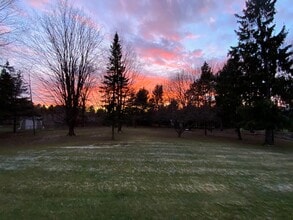 5 Graffin Dr in Latham, NY - Building Photo - Building Photo