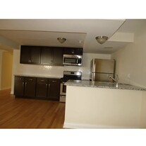 7257 N Bell Ave, Unit G in Chicago, IL - Building Photo