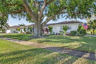 1010 SW 2nd St in Boca Raton, FL - Building Photo - Building Photo