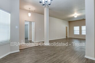 130 Carmel Dr in Cibolo, TX - Building Photo - Building Photo