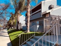 20930 Parthenia St, Unit 216