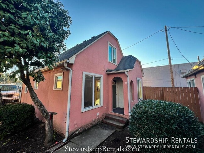 property at 1376 W 6th Ave