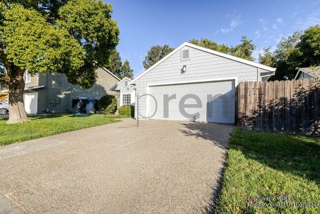 2703 Albany Ave in Davis, CA - Building Photo - Building Photo