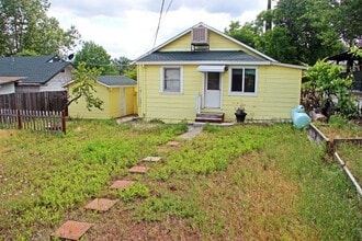 18735 Main St in Tuolumne, CA - Building Photo - Building Photo