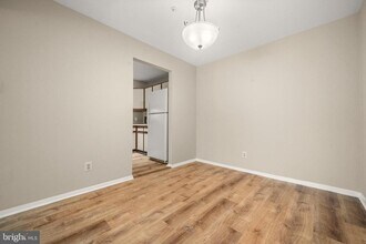 7911 Badenloch Way in Gaithersburg, MD - Building Photo - Building Photo