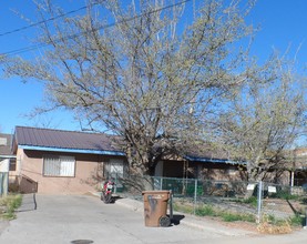 1743 N Mesquite in Las Cruces, NM - Foto de edificio - Other