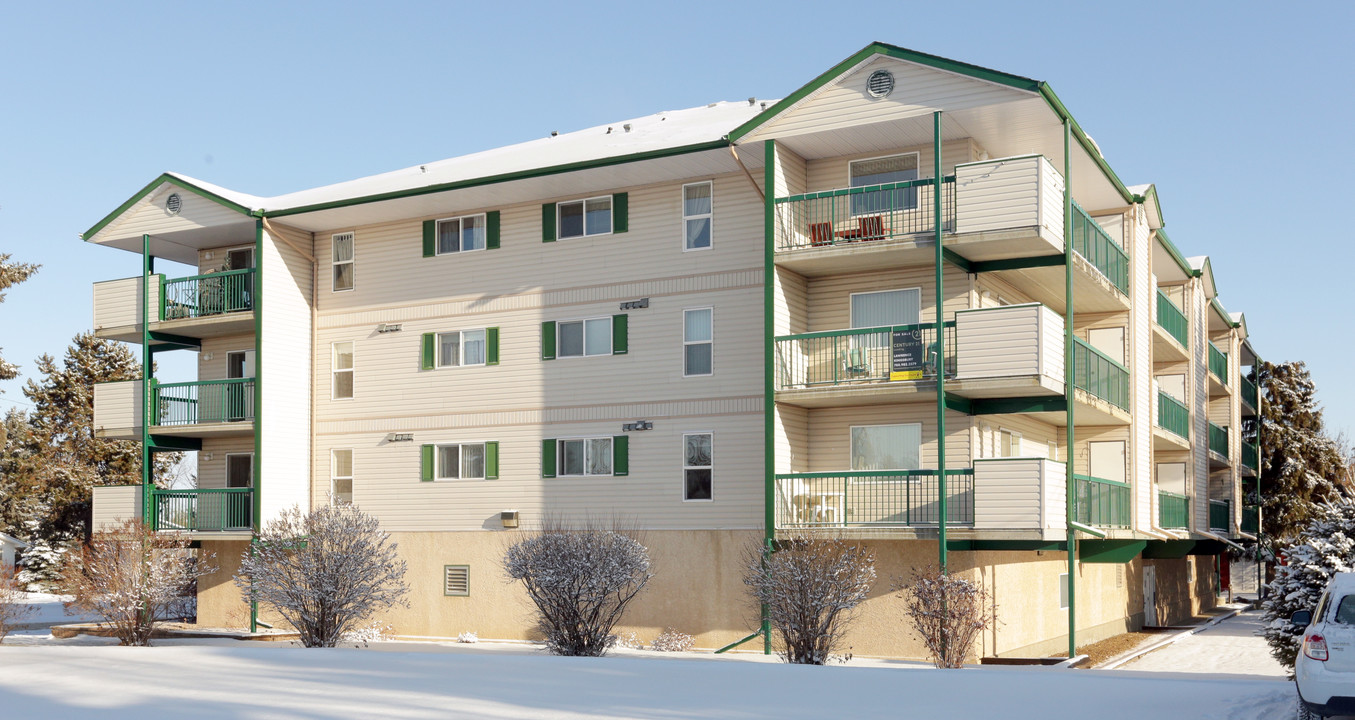 Arbor Green in Spruce Grove, AB - Building Photo