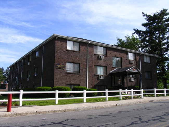 Oakland Heights Apartments