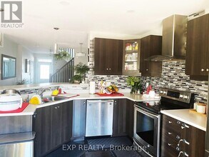 1857 MAPLE GROVE Rd in Ottawa, ON - Building Photo - Building Photo