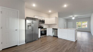 4400 SW Sackett Ave in Bentonville, AR - Building Photo - Building Photo