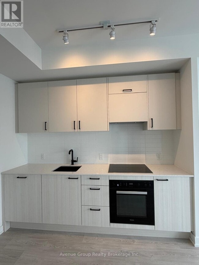 property at 1 Quarrington Lane