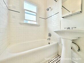 625 Cochran Ave in Los Angeles, CA - Building Photo - Building Photo