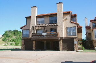 Woodhaven Crossroads Apartments in Fort Worth, TX - Building Photo - Building Photo