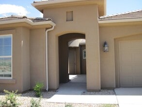 4571 High Park Dr in Saint George, UT - Foto de edificio - Building Photo