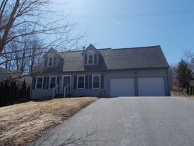 288 Ginger Ln in Torrington, CT - Building Photo