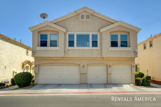 8831 Roping Rodeo Ave in Las Vegas, NV - Building Photo - Building Photo