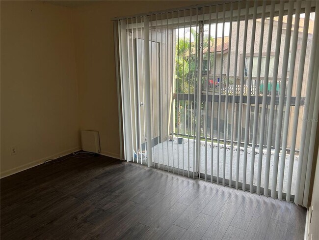 6312 Newtown Cir in Tampa, FL - Building Photo - Building Photo