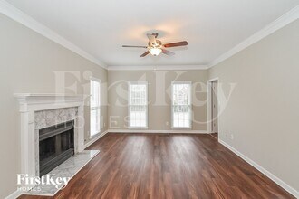 4595 Kinsdale Dr in Mableton, GA - Foto de edificio - Building Photo