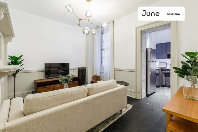 400 W 20th St in New York, NY - Building Photo - Building Photo