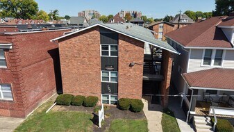 102 W 8th Ave in Columbus, OH - Building Photo